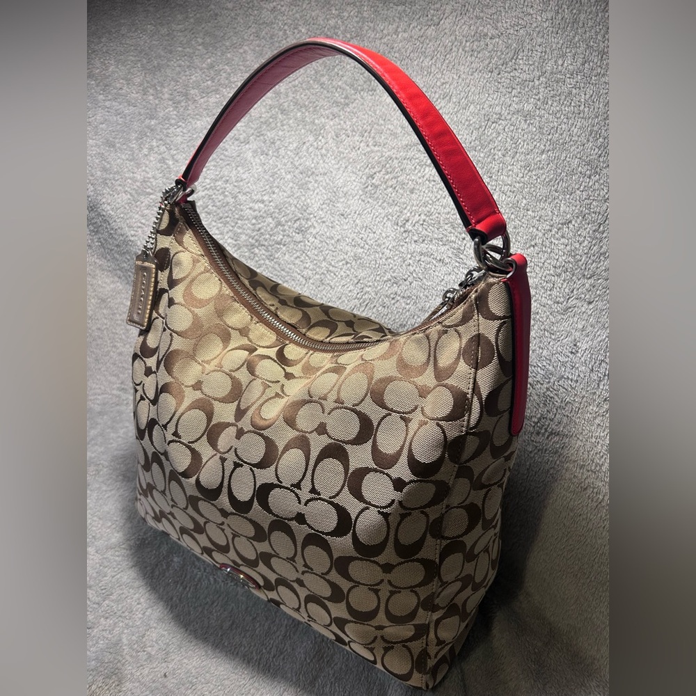 Coach Celeste Signature Hobo - Picture 3 of 15